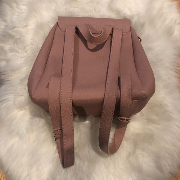 Pink backpack!!! - Picture 3 of 5